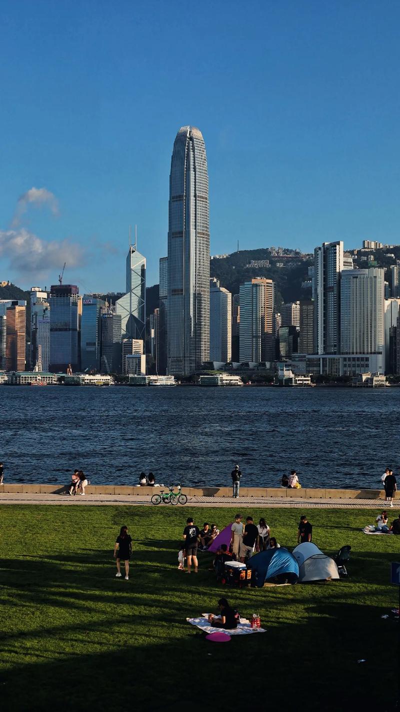 "下一站 香港西九龍" #香港 #維多利亞港 #ho