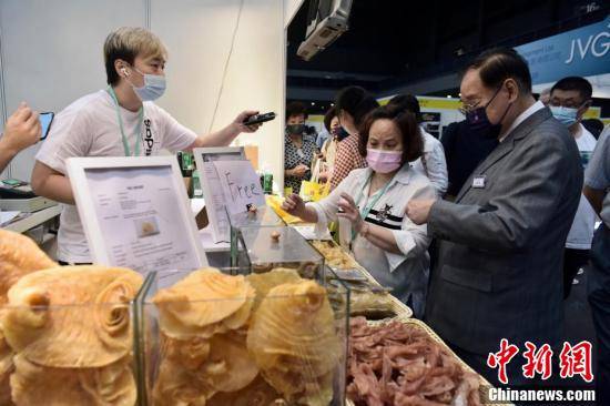 香港工展會(huì)購(gòu)物節(jié)盛大開(kāi)幕，百余項(xiàng)優(yōu)惠助力消費(fèi)復(fù)蘇